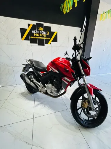 Honda CB Twister - 2018 - km 66.000