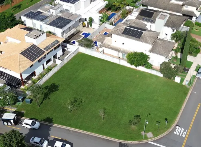 lote Alphaville Goias esquina