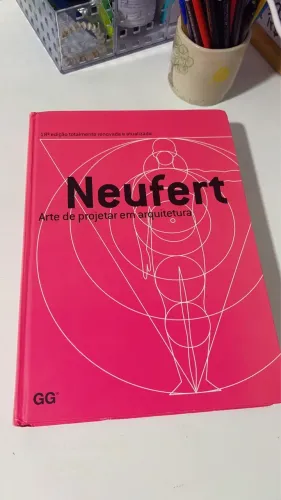 Livro De Arquitetura e engenharia Neufert