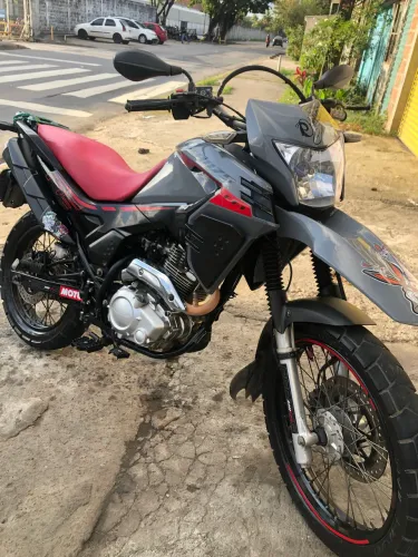 Shi175EFI a mais novinha da OLX