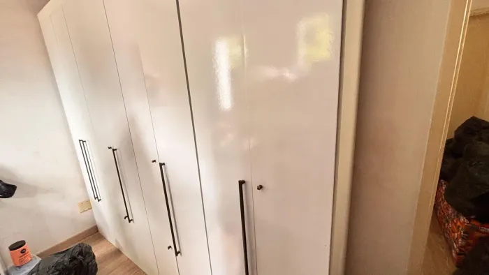 Guarda roupas 6 portas branco 