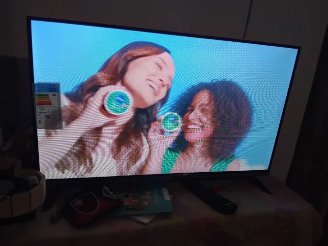 Tv smart 32 polegada pouco tempo de uso