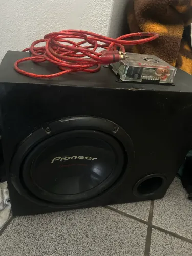 Caixa de som com módulo Pioneer cara preta 