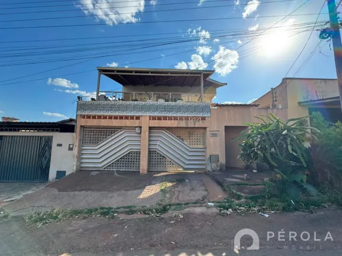 Sobrado em Residencial Solar Ville - Goiânia