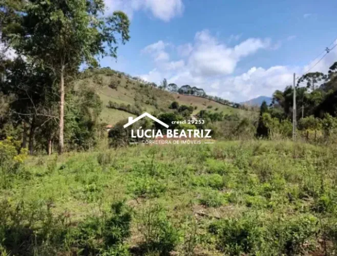 Oferta Imperdível! Chácara contendo 1900m² no Sul de Minas, Marmelópolis/MG