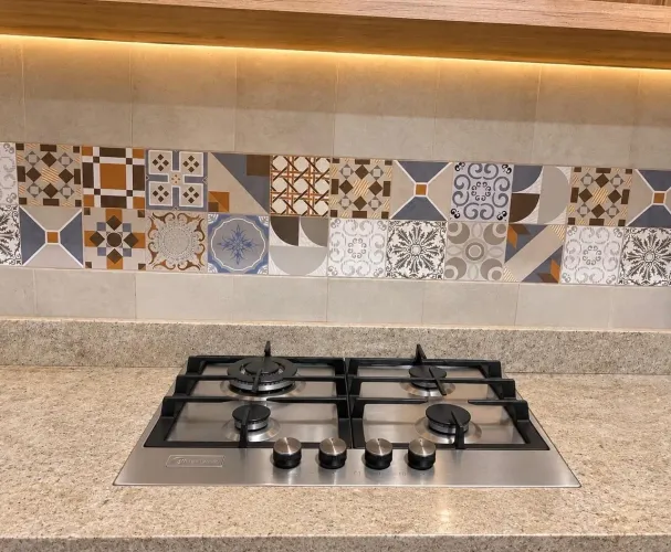 Cooktop 4 Bocas a Gás Inox com Grade de Ferro Fundido Midea