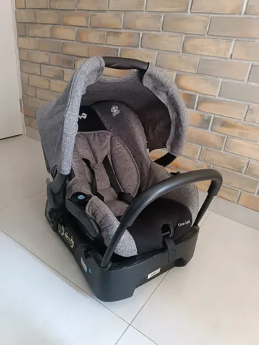 Bebê conforto com base para carro 0 a 13 kg
