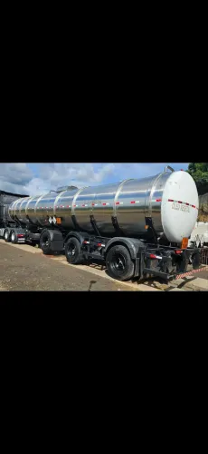 Carreta vanderleia tanque inox 45 mil litros