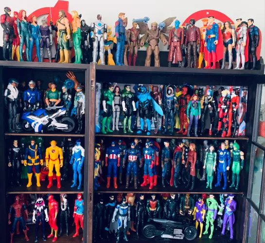 Bonecos heróis e vilões Marvel Dc hasbro sunny 30 cm LER TUDO 