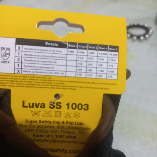 Luvas