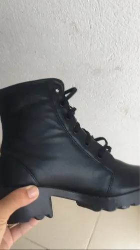 Bota conturno pra vender