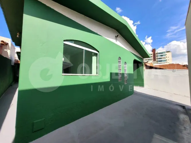 Casa para aluguel, 3 quartos, 1 suíte, 7 vagas, TABAJARAS - UBERLANDIA/MG