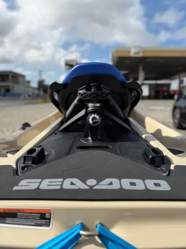Jet ski Wake 170 com reboque ano 2026 zero horas na garantia da seadoo+ reboque zero