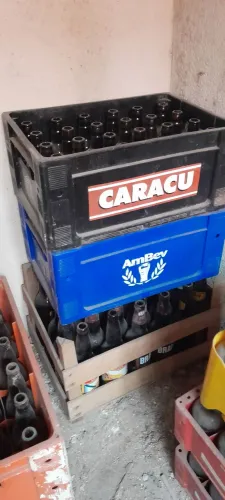 Garrafas de distribuidora