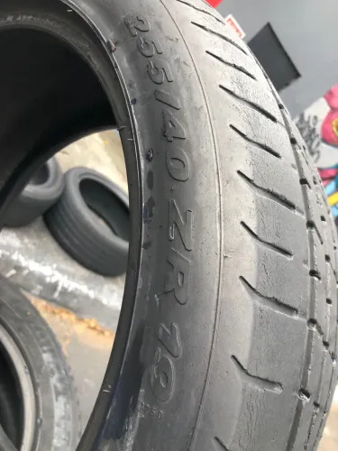 Pneu 255/40/19 Pirelli pzero por 390$ peça única seminovo instalado