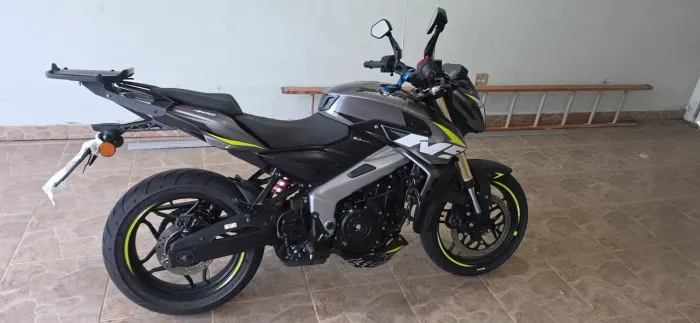BAJAJ NS400Z