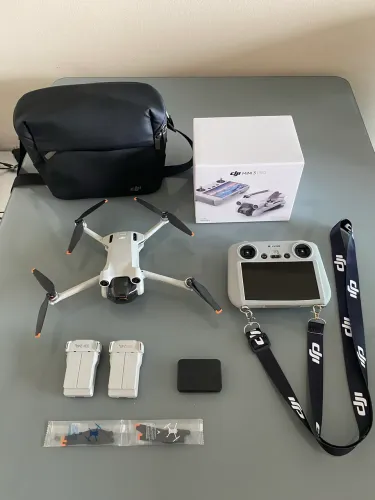 Drone Dji mini 3 Pro controle com tela, 2 baterias ( Extra)