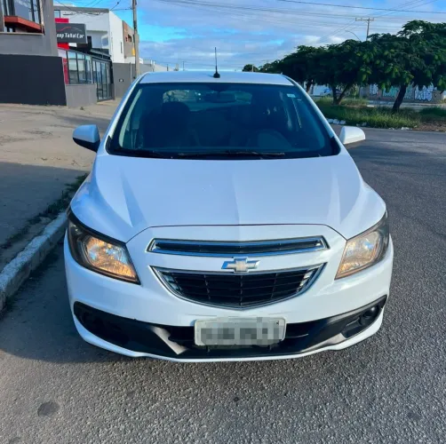 Chevrolet Onix Hatch LT 1.0 8V Flex Power Mec. 4P 2014