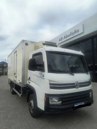 CAMINHÃO 3/4 VOLKSWAGEN 9.170 - BAÚ FRIGORÍFICO - 2020