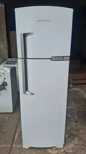 GELADEIRA BRASTEMP FROST FREE CONSERVADA