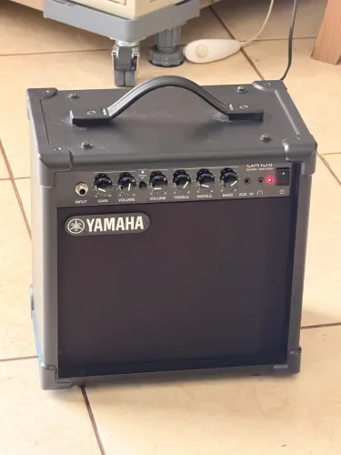 Vendo Amplificador Yamaha GA15II