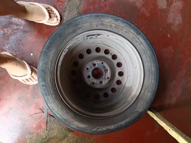 Vende se esse aro 14 ( somente o aro )