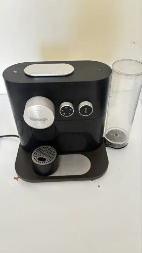 CAFETEIRA NESPRESSO