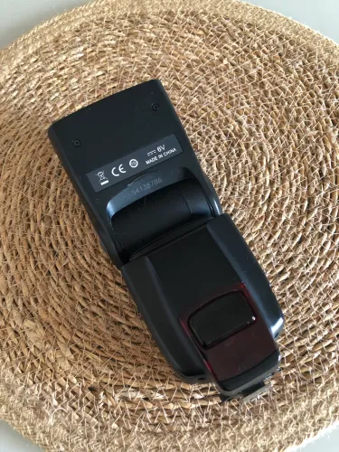Flash Yongnuo YN560-II - Usado