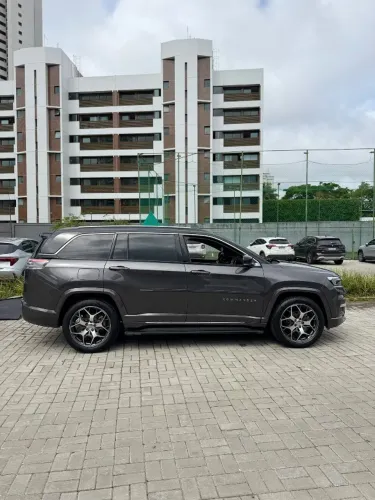 Jeep Commander Overland T270 1.3 TB Flex AUT 2025