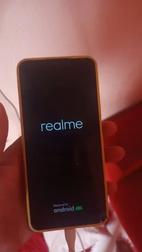 Celular redmi quebrado