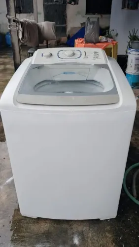 Vende-se máquina de lavar