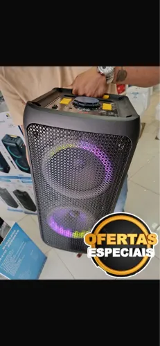 Caixa de som amplificada