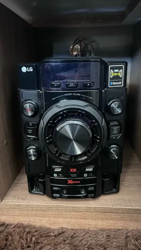 Mini System LG Xboom CM5660 - 620W RMS - Bluetooth, USB, CD