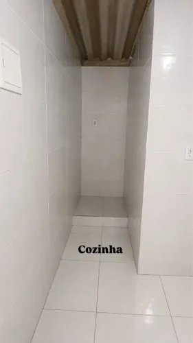 ? ALUGA-SE CASA