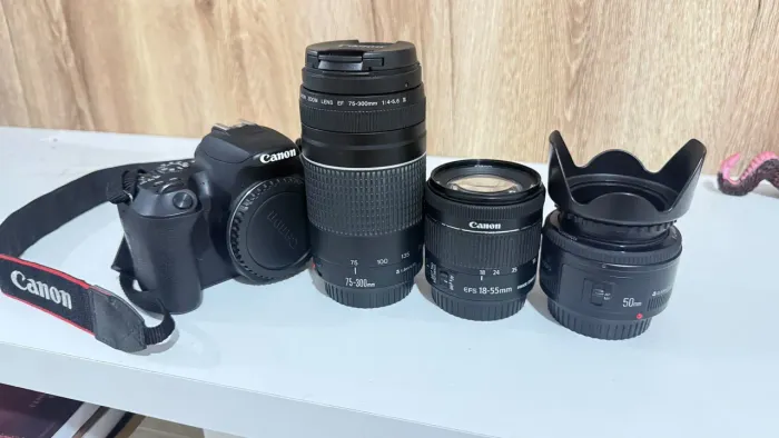 Câmera Cânon EOS Rebel  SL2 + 3 Lentes + Acessórios | Kit Completo