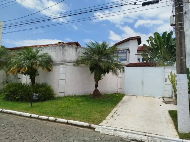 Casa a venda em condominio Acapulco-Guarujá-SP