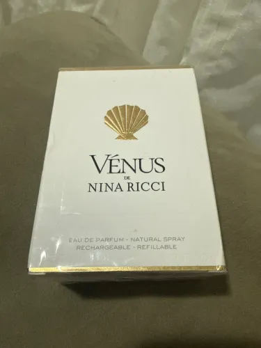 Perfume Vénus de Nina Ricci - LACRADO - 50 ML