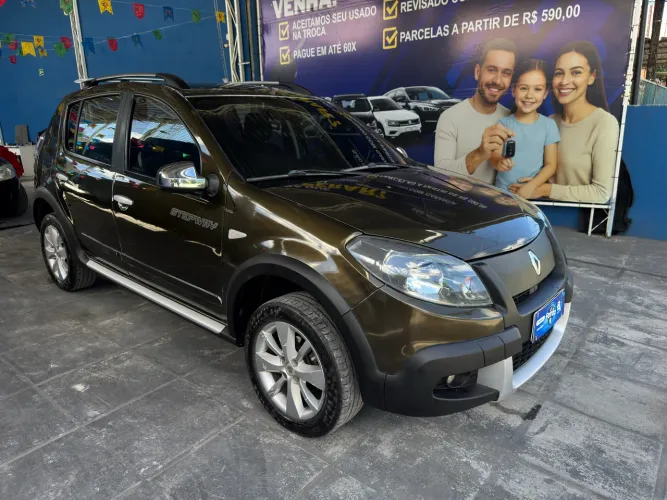 Renault Sandero Stepway Hi-power 1.6 8V 5P 2013