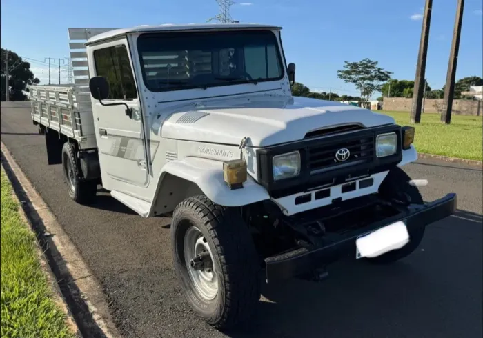 Toyota bandeirante