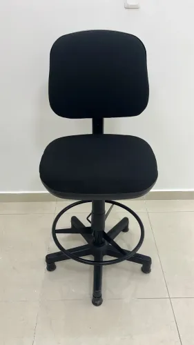 Cadeira Caixa NR17 por 250,00