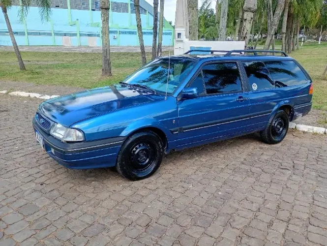 Ford Versailles Ghia 2.0i / 2.0 2P E 4P 1995