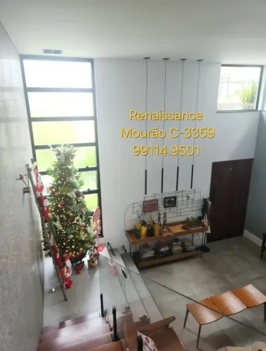 Duplex Alto Padrão no Renaissance. 4 suítes com água aquecida, escada em IPÊ. Fica na Rua 