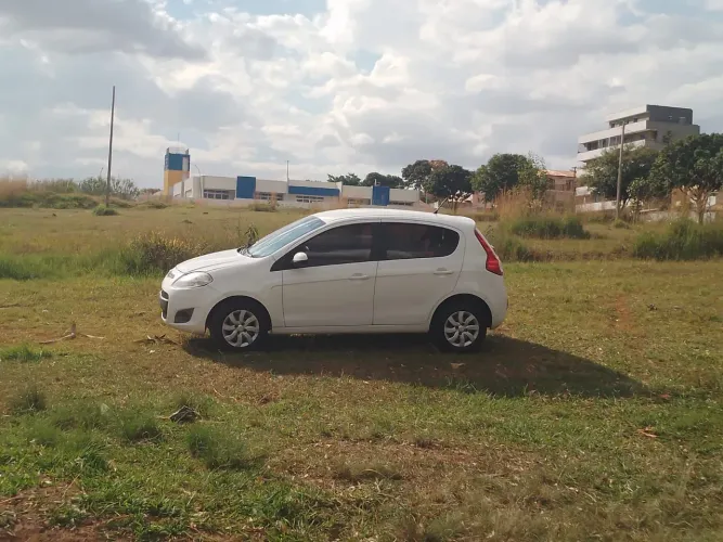 Fiat Palio Attractive 1.0 EVO Fire Flex 8V 5P 2016