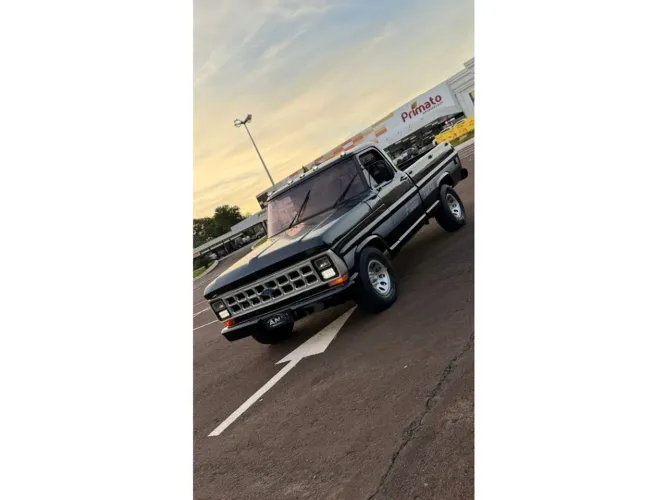 Ford F-1000 Super Diesel / Super Diesel Turbo 1984