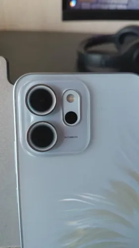 Smartphone Celular Oppo Reno14 F 5G 12G+12G de Ram e 256GB de Memória