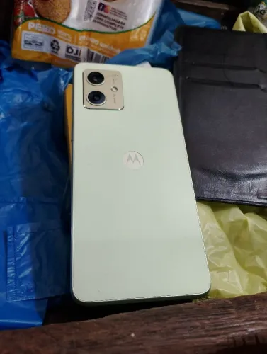 Vendo moto G54 600 reais vai com nota fiscal caixa carregado capa e película de 