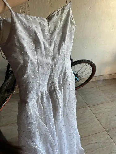 Vestido branco para aniversário ou evento