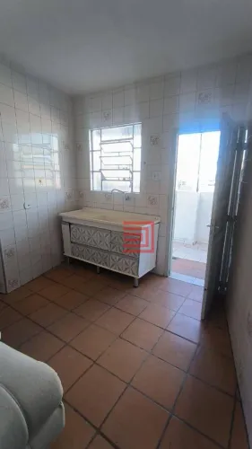Casa com 1 dormitório para alugar - Vila Santa Clara - São Paulo/SP