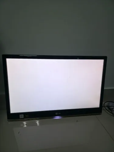 TV 32 polegadas LG COM DEFEITO