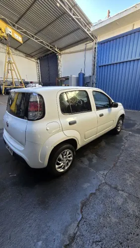 Fiat Uno Attractive 1.0 EVO Fire Flex 8V 5P 2019